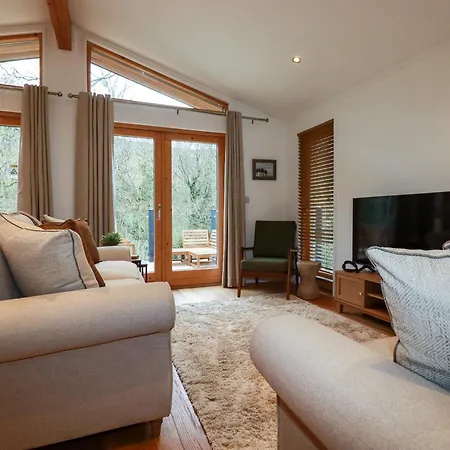 1 Streamside Holiday home